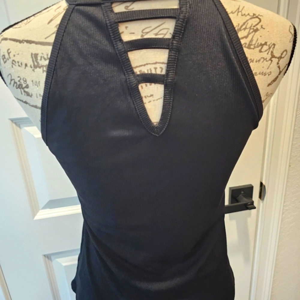 Black Tank